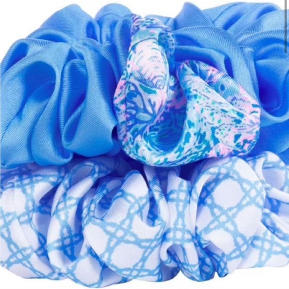 Lilly Pulitzer Oversized Scrunchie Set in Soleil It On Me and Frenchie Blue - Picture 4 of 12